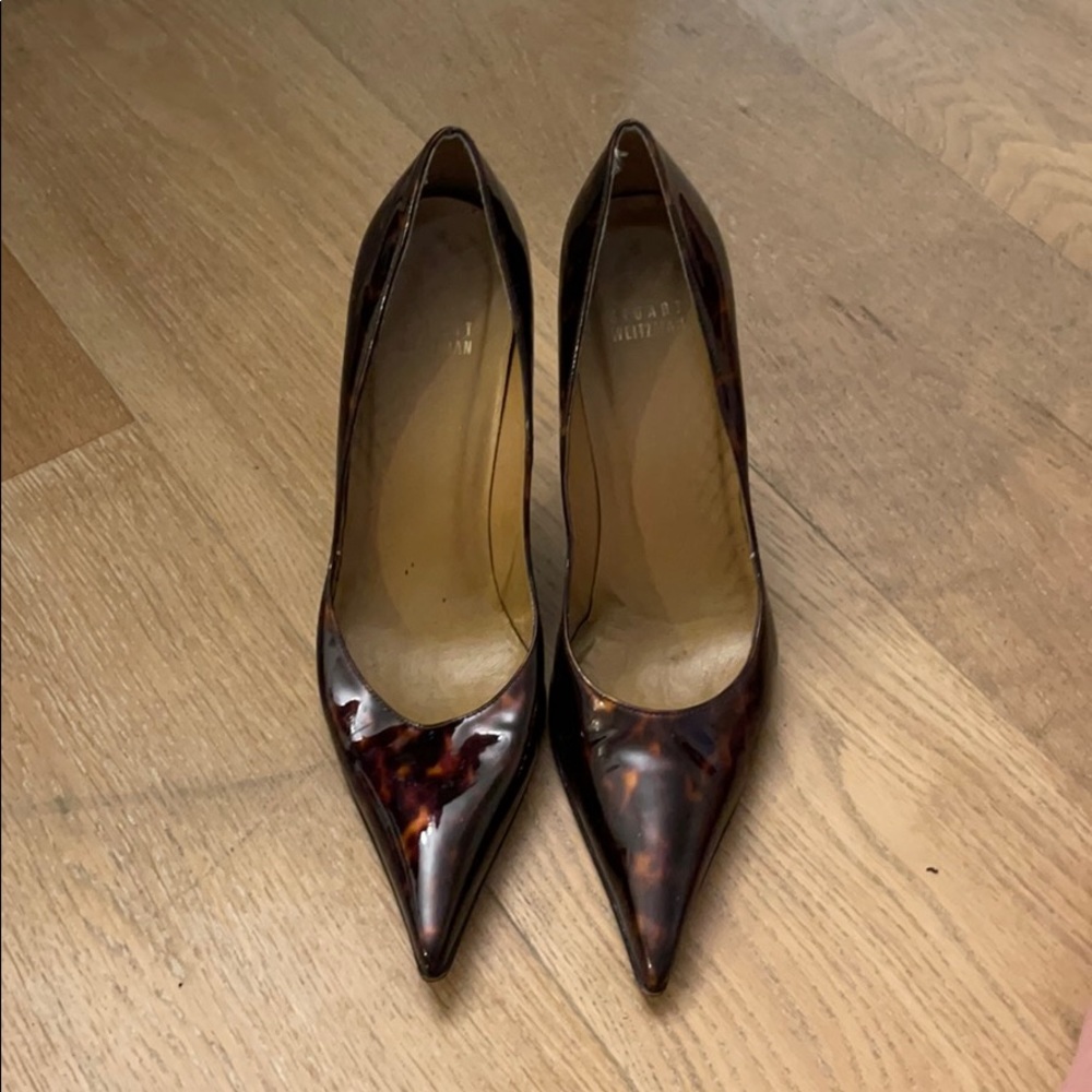 Stuart Weitzman leopard pumps. Fits like a 7/7.5